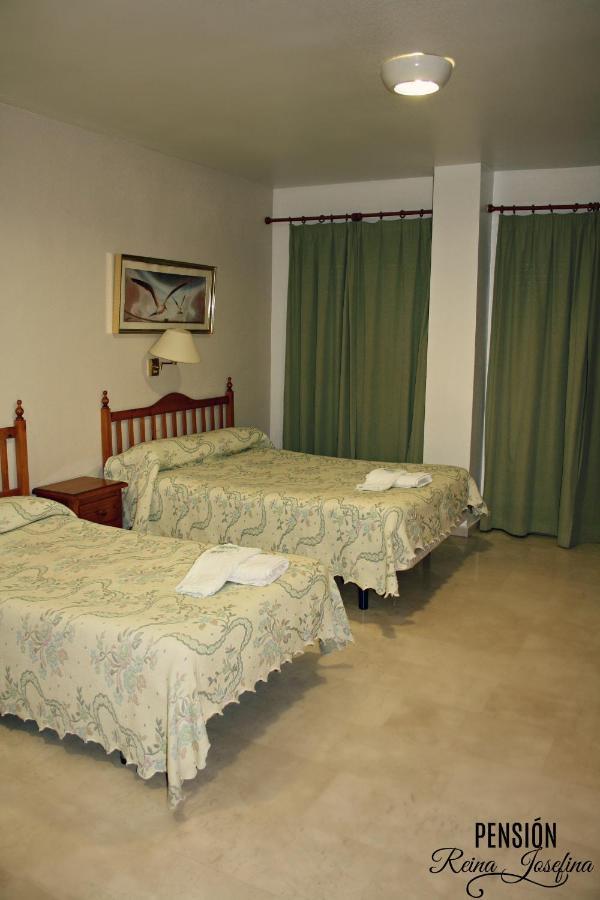 Santafé Pension Reina Josefina מראה חיצוני תמונה